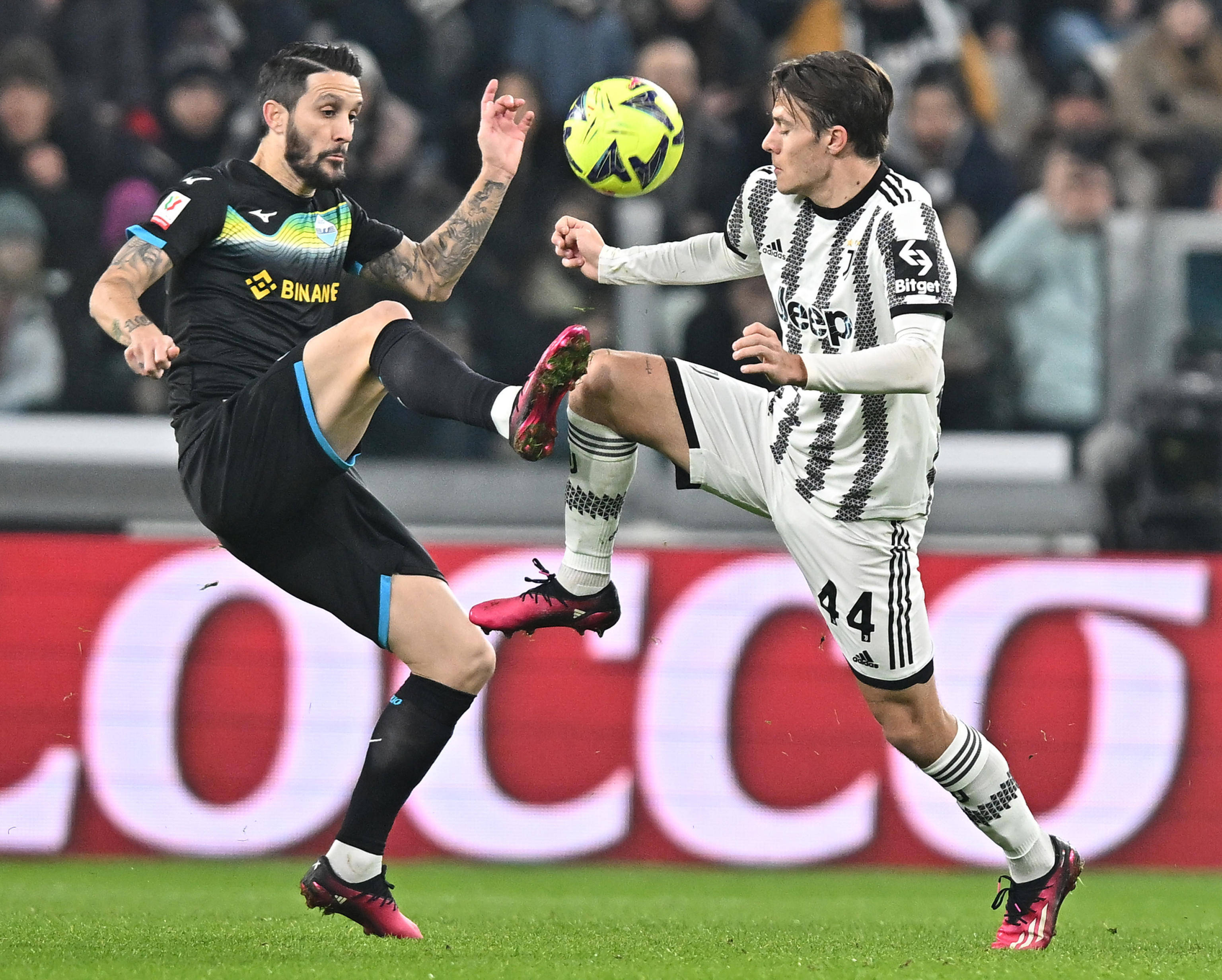 意大利胜利非常艰难，挺进欧锦赛半决赛的简单介绍