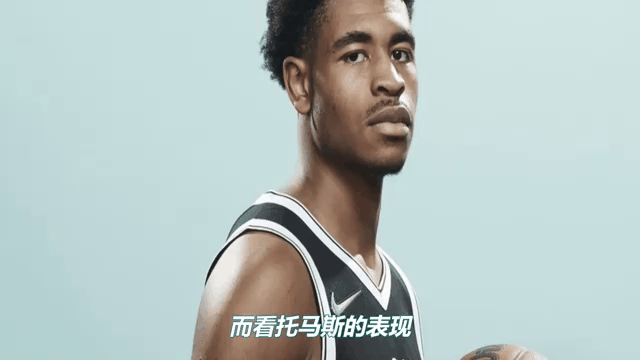 球队新秀表现抢眼，成为队中核心