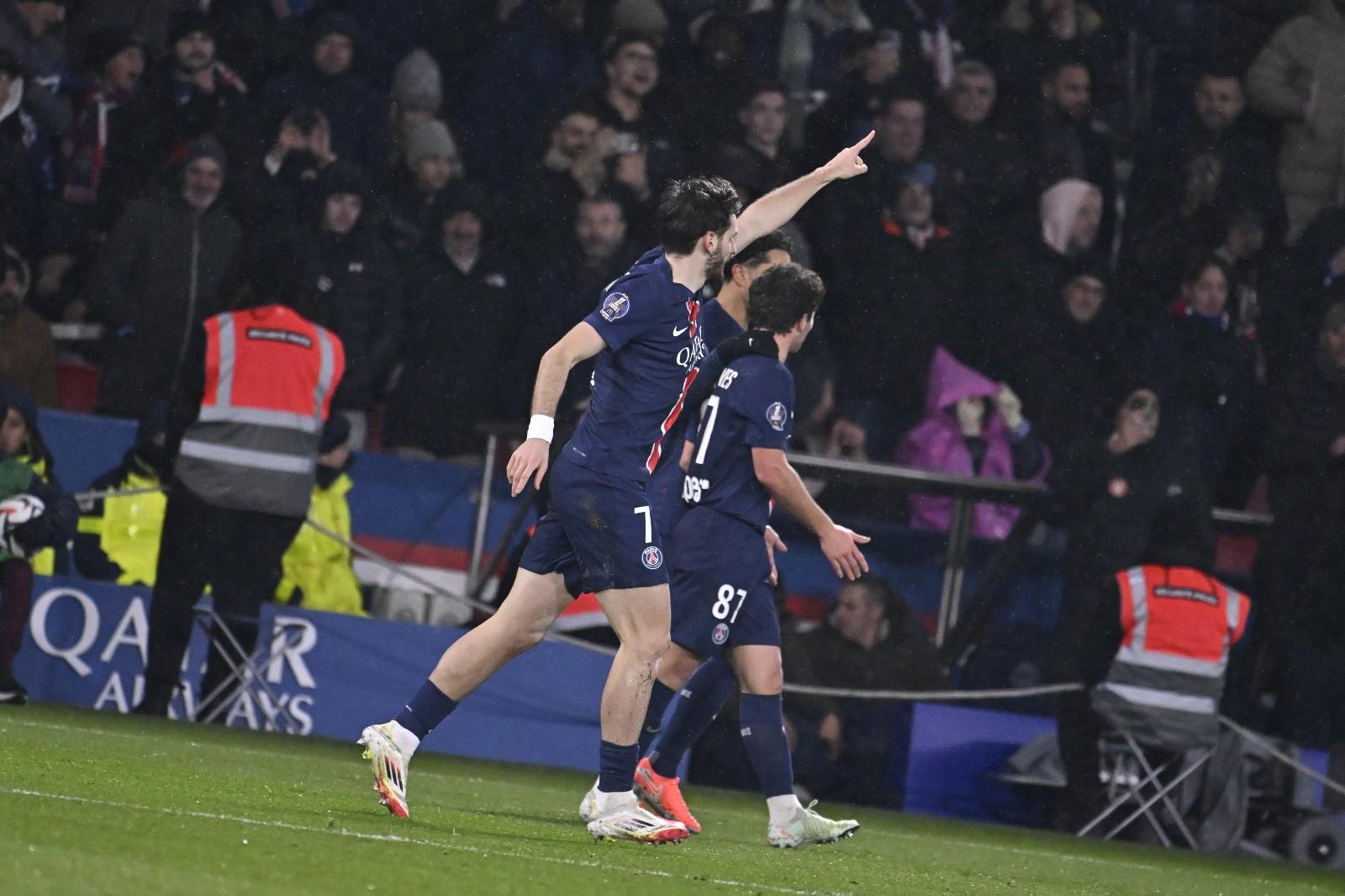 包含PSG不敌对手遭遇失利的词条 包含PSG不敌对手遭遇失利的词条