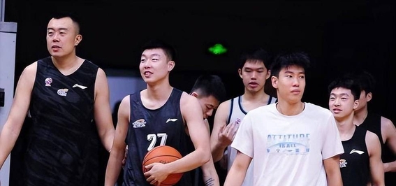 五星级国内球队引进外援助阵季后赛的简单介绍 五星级国内球队引进外援助阵季后赛的简单介绍