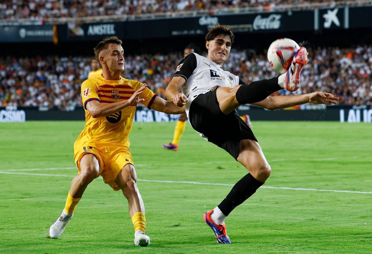 瓦伦西亚战胜巴塞罗那,积分上升 瓦伦西亚战胜巴塞罗那,积分上升