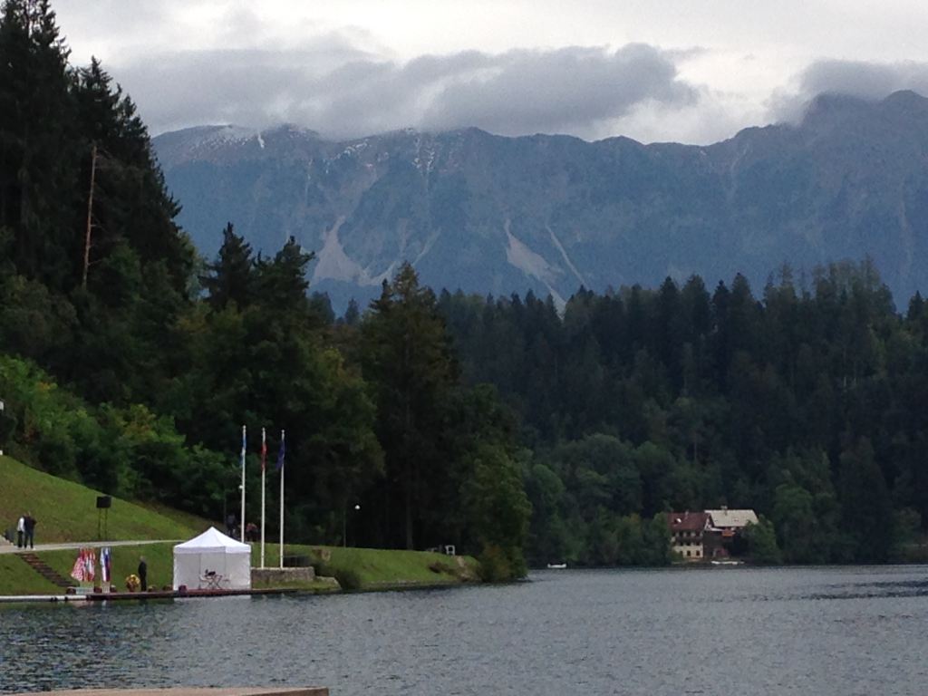 斯洛文尼亚遇挑战:捷克实力对抗欲取胜的简单介绍 斯洛文尼亚遇挑战:捷克实力对抗欲取胜的简单介绍