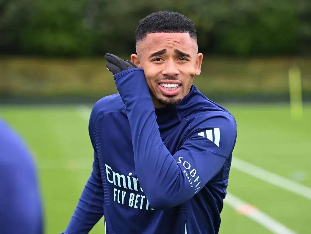 阿森纳门将表现抢眼扼杀对手进攻的简单介绍 阿森纳门将表现抢眼扼杀对手进攻的简单介绍