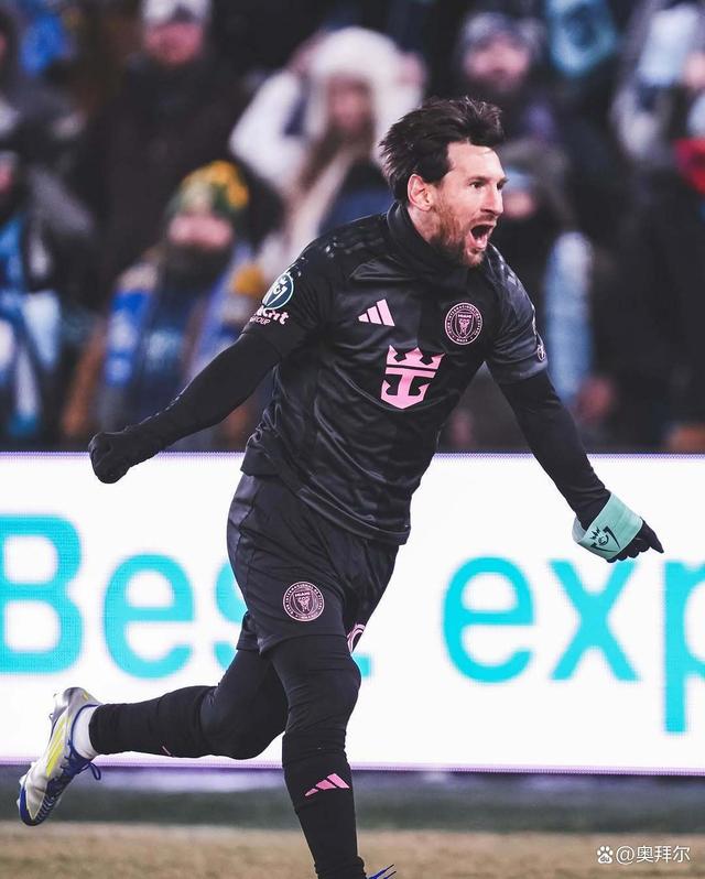 曼城制霸巴塞罗那，梅西无力回天