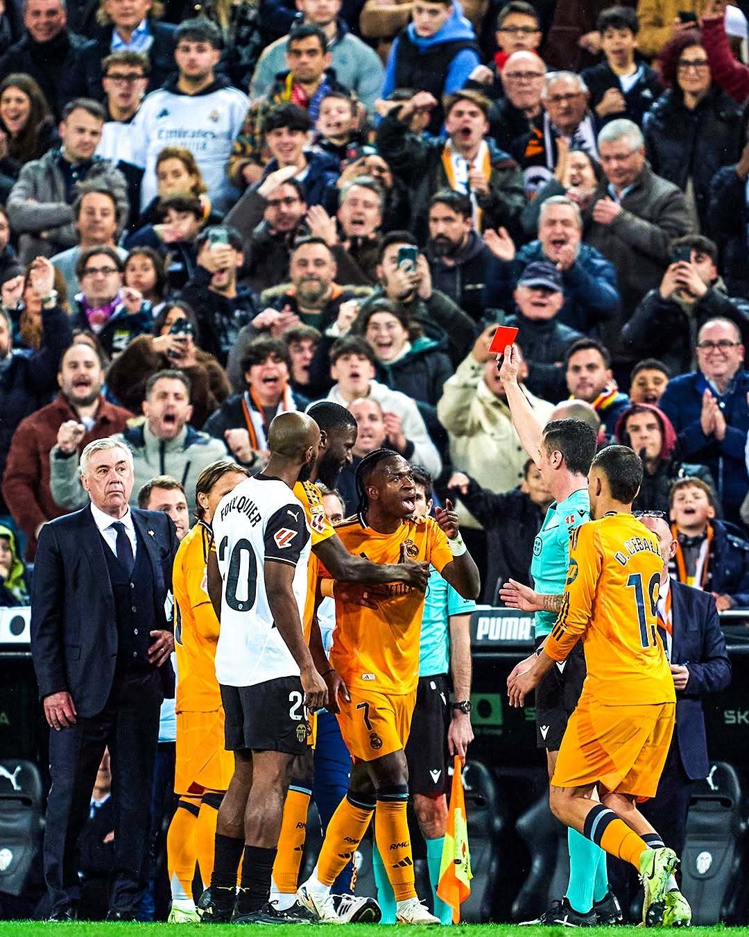 瓦伦西亚主场战胜皇马,球队实力凸显的简单介绍 瓦伦西亚主场战胜皇马,球队实力凸显的简单介绍