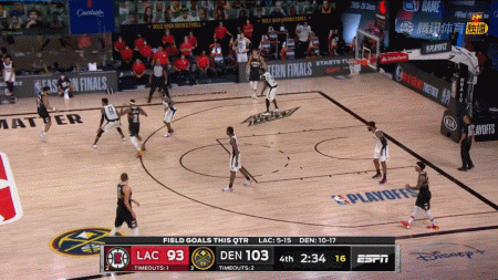 球队战绩大幅下滑，教练组密集研究战术调整