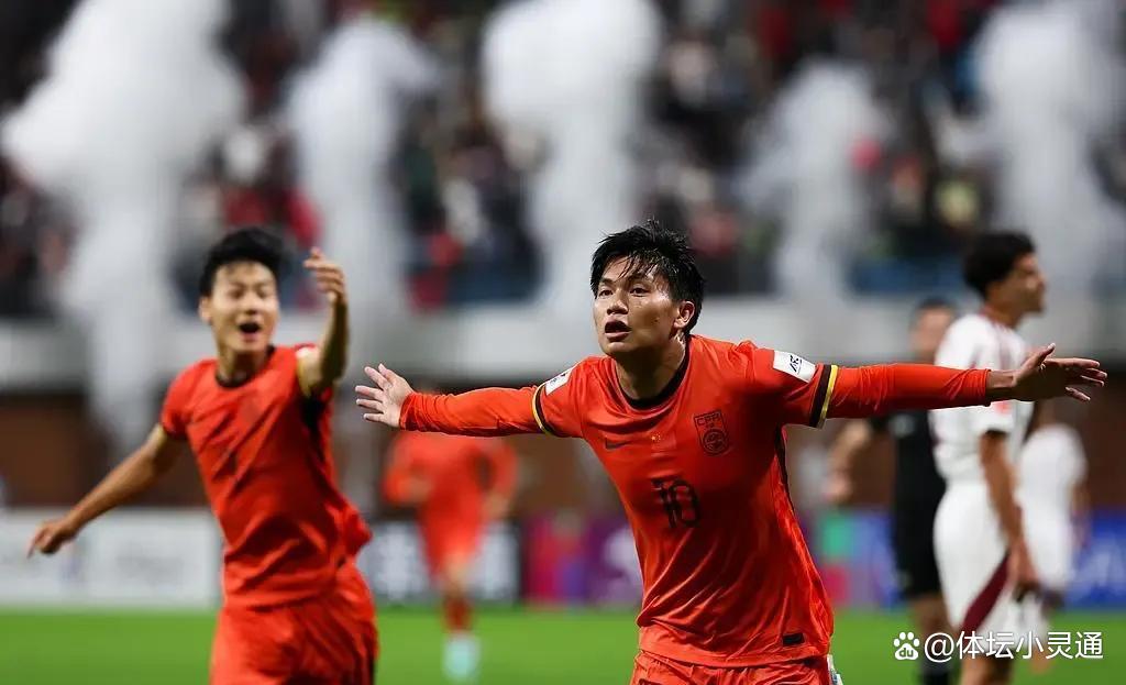 球队球员集体破产，为球队集体中场致谢的简单介绍