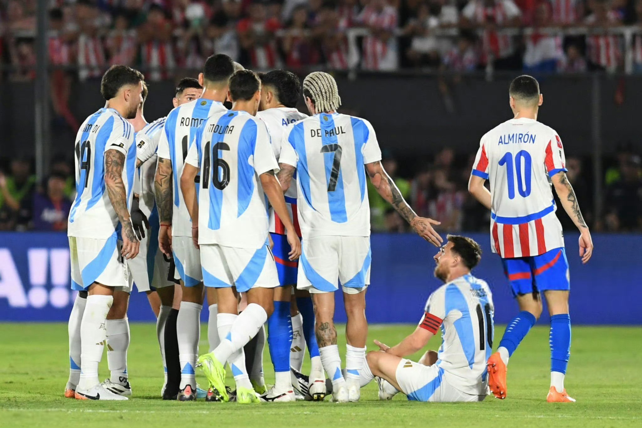 阿根廷足球队突破重围,晋级半决赛 阿根廷足球队突破重围,晋级半决赛