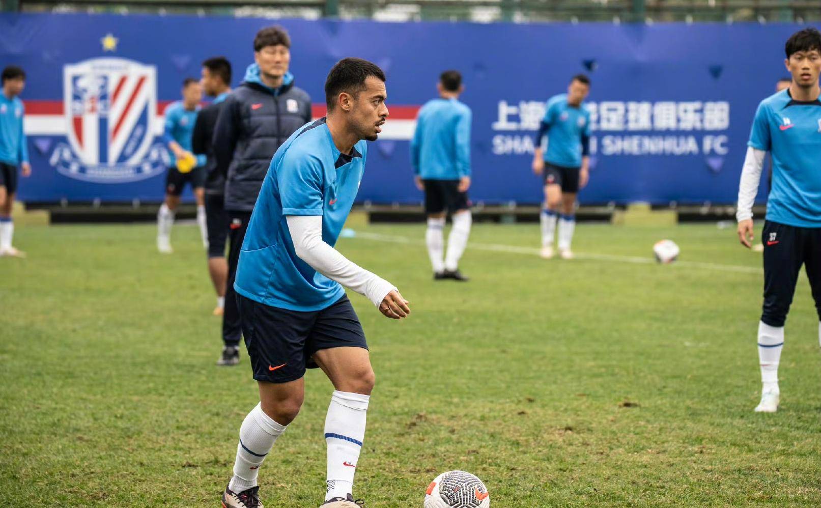 关于上海申花逆袭成功,突破困境缔造传奇的信息 关于上海申花逆袭成功,突破困境缔造传奇的信息