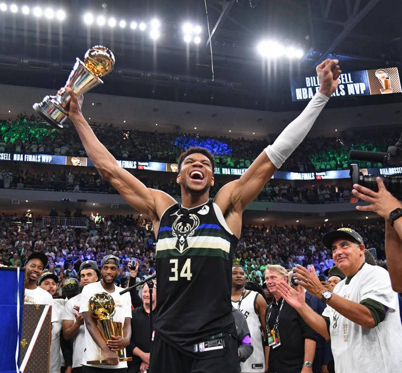 美国篮球球队夺得国际锦标赛