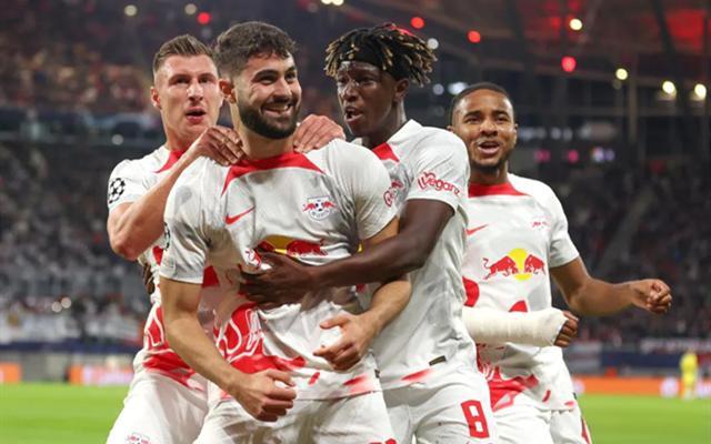 拜仁慕尼黑对阵莱比锡,争抢晋级权益 拜仁慕尼黑对阵莱比锡,争抢晋级权益