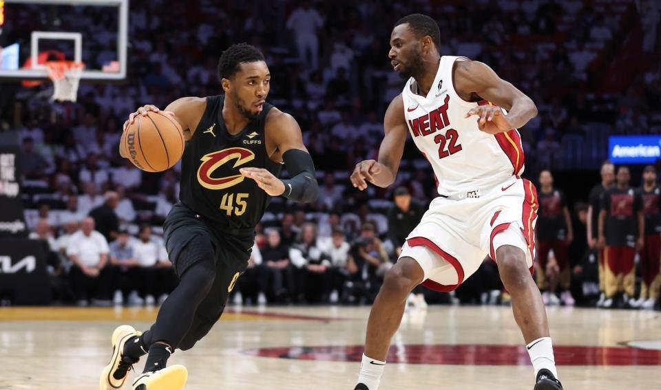 包含热火在主场战胜奇才,巴特勒关键时刻挺身而出的词条 包含热火在主场战胜奇才,巴特勒关键时刻挺身而出的词条