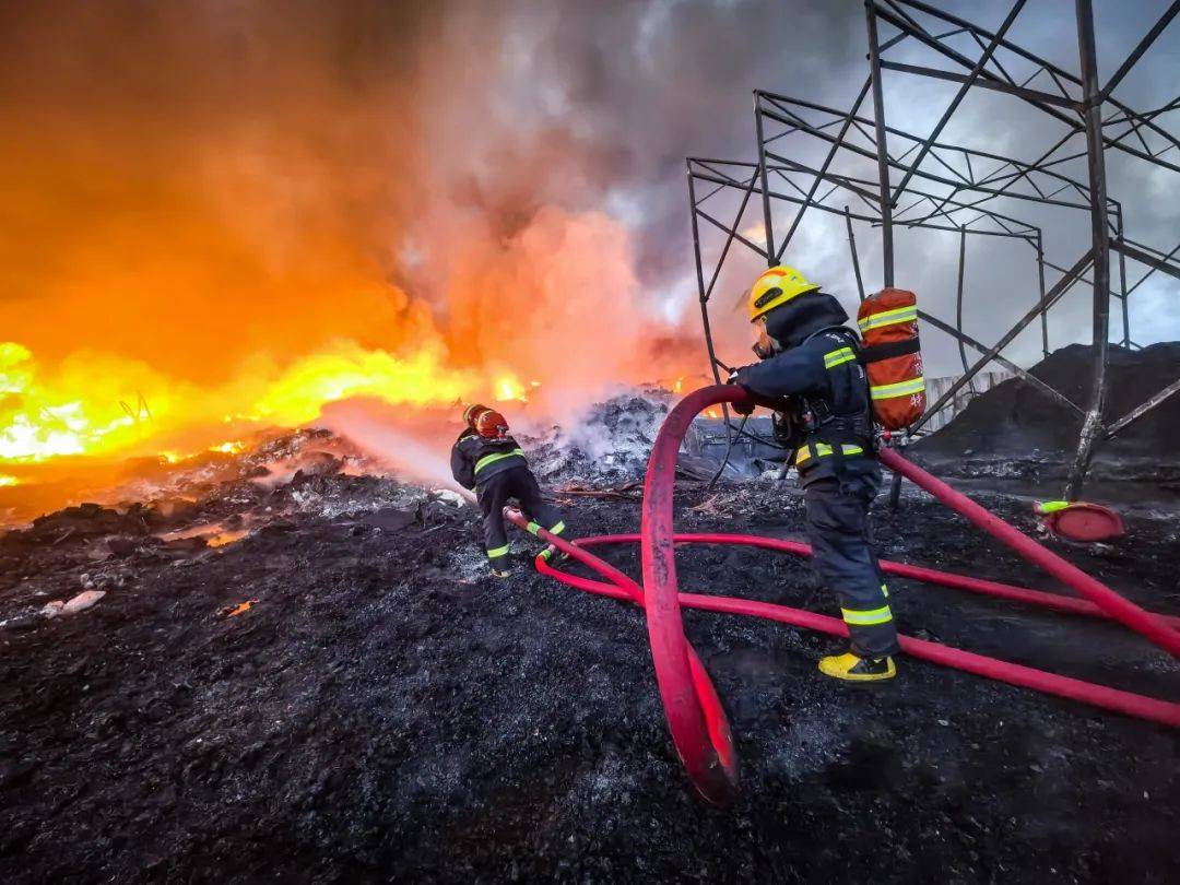 惊心动魄!胜负关键时刻,冲锋陷阵,摧枯拉朽的简单介绍 惊心动魄!胜负关键时刻,冲锋陷阵,摧枯拉朽的简单介绍