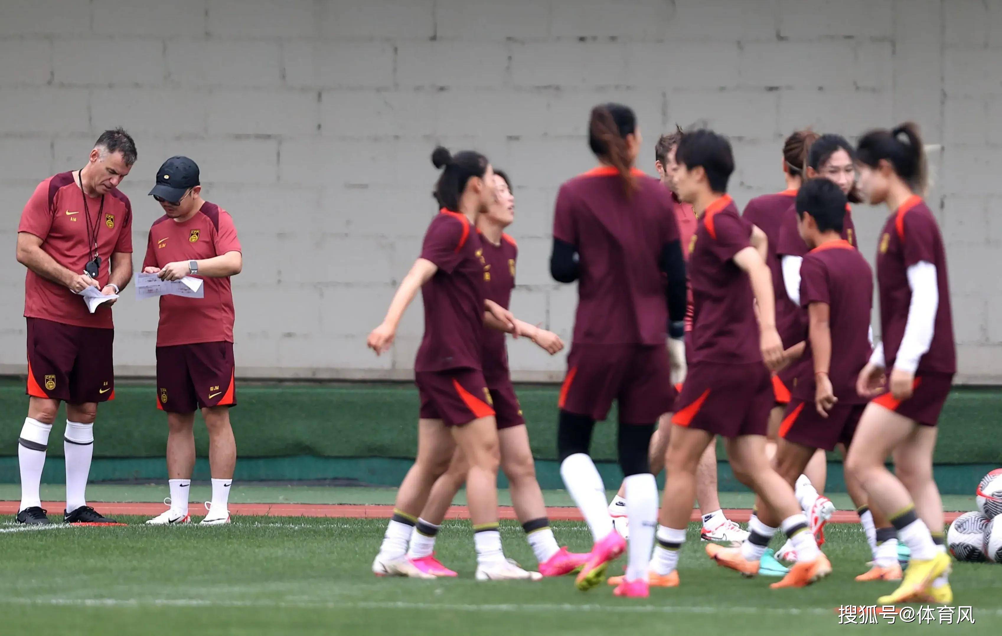 关于不怕困难!中国女足展现比赛实力的信息 关于不怕困难!中国女足展现比赛实力的信息