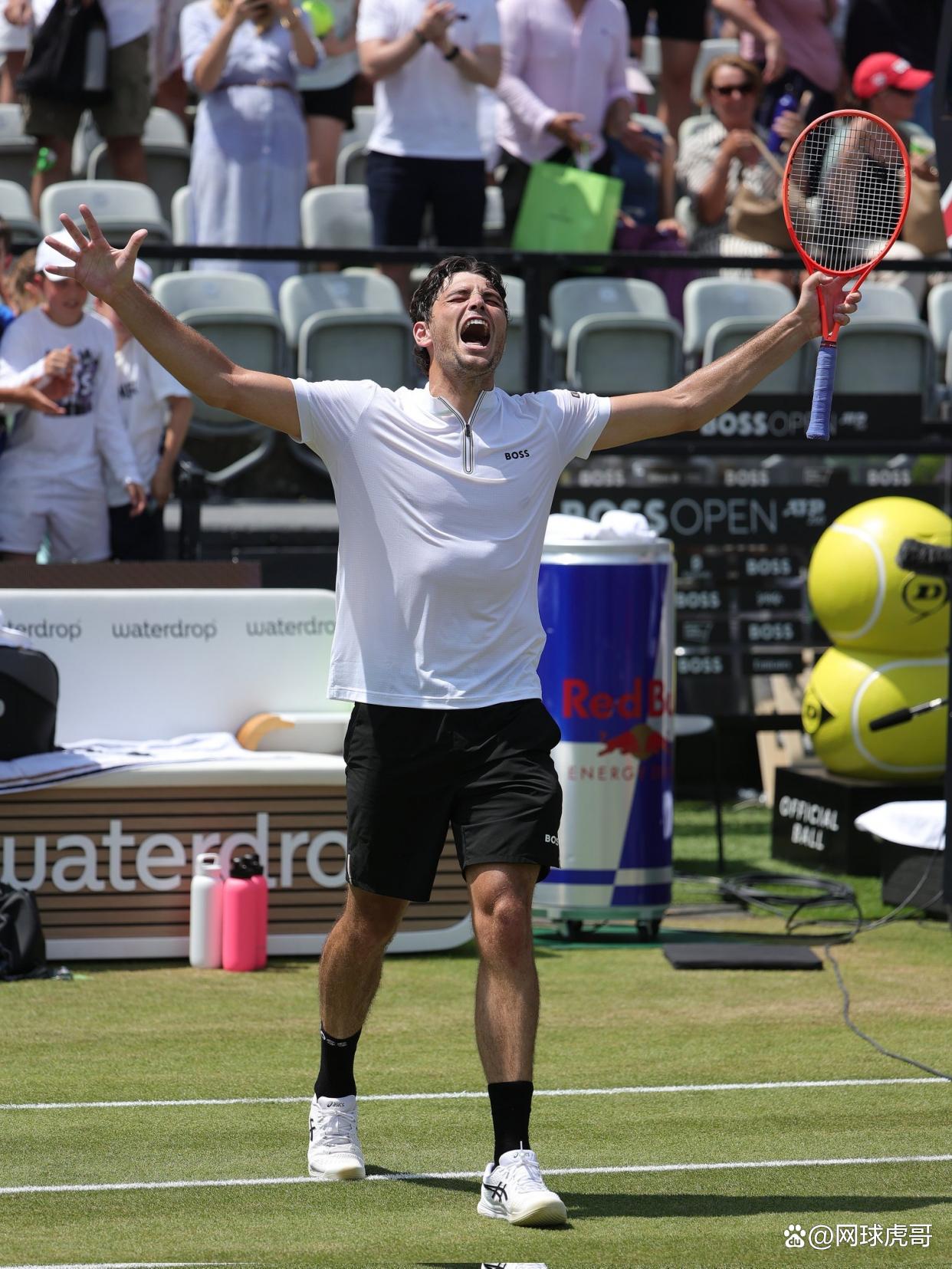 斯图加特压制对手,势如破竹连胜两场 斯图加特压制对手,势如破竹连胜两场