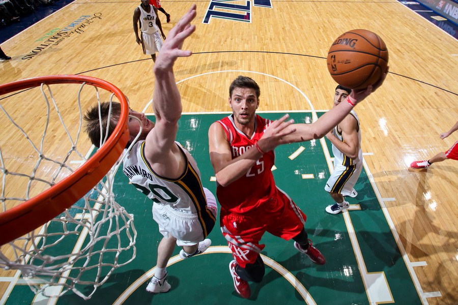 火箭惨败魔术,遭遇三连败的简单介绍 火箭惨败魔术,遭遇三连败的简单介绍