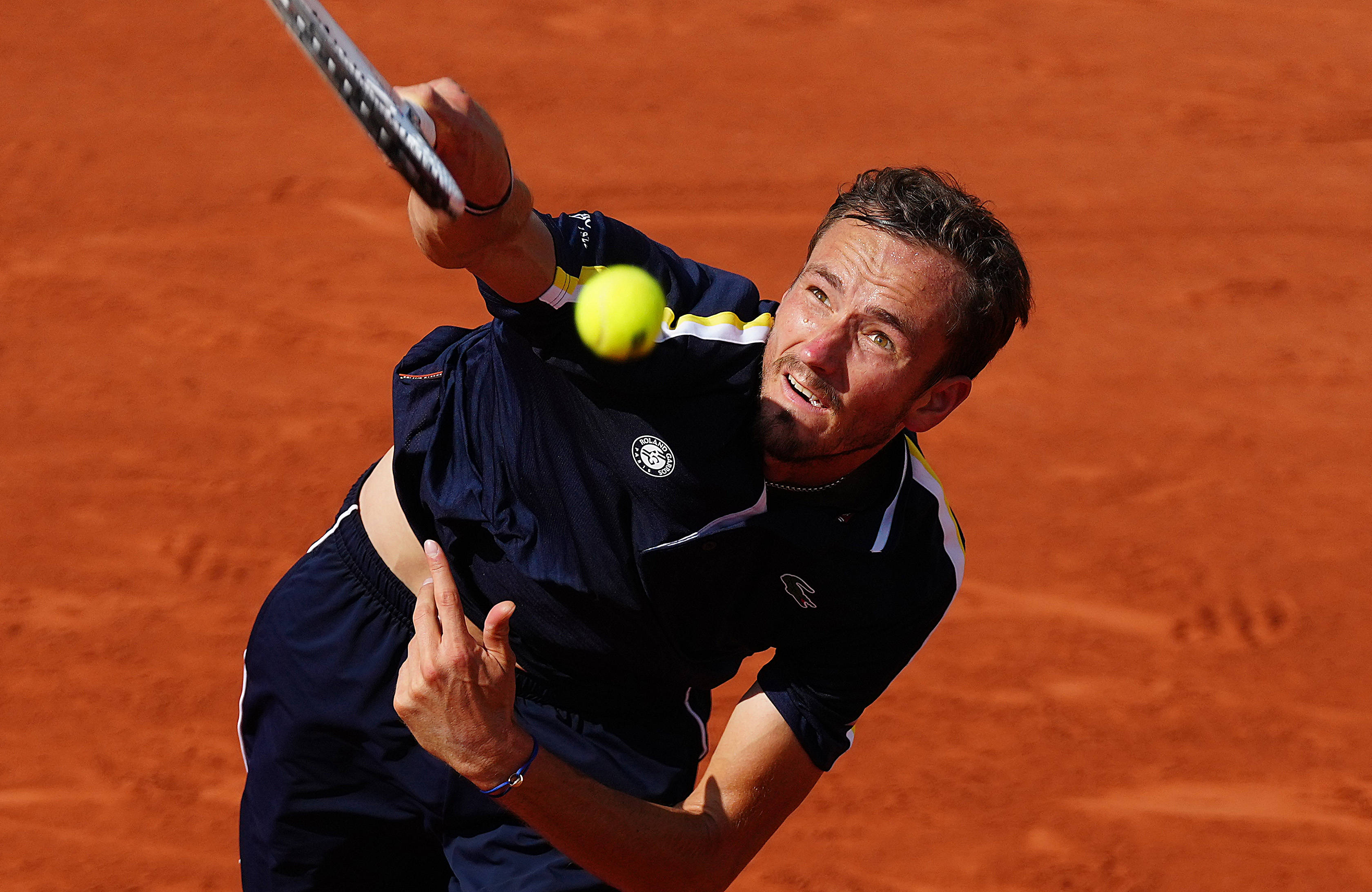 法国网球队横扫西班牙网球队，梅德韦杰夫高光表现的简单介绍