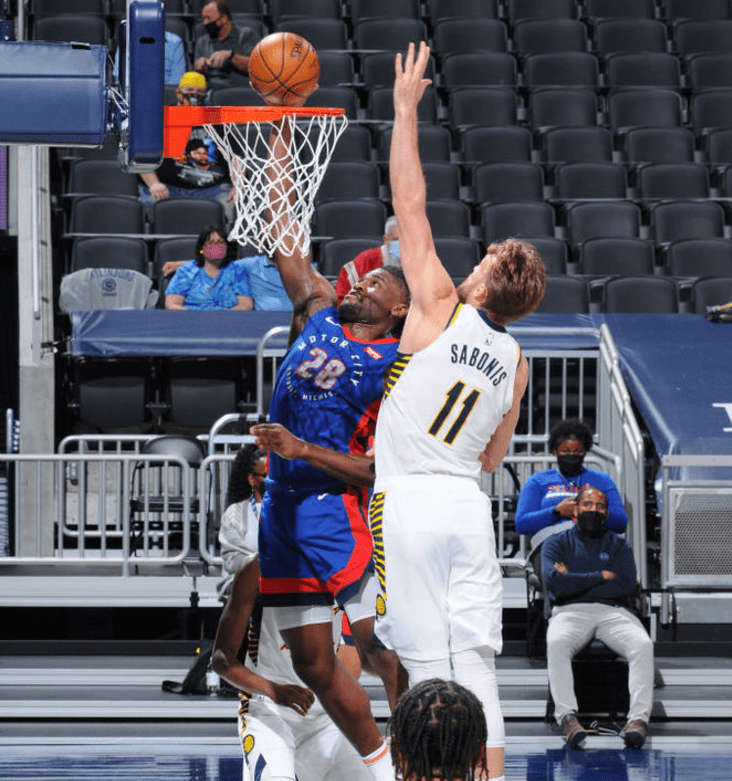 巫师战胜篮网,沃尔伤愈复出的简单介绍 巫师战胜篮网,沃尔伤愈复出的简单介绍